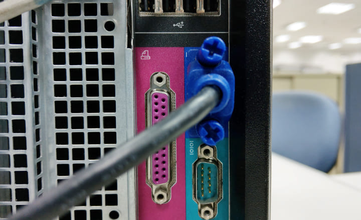 Connect with different host interfaces